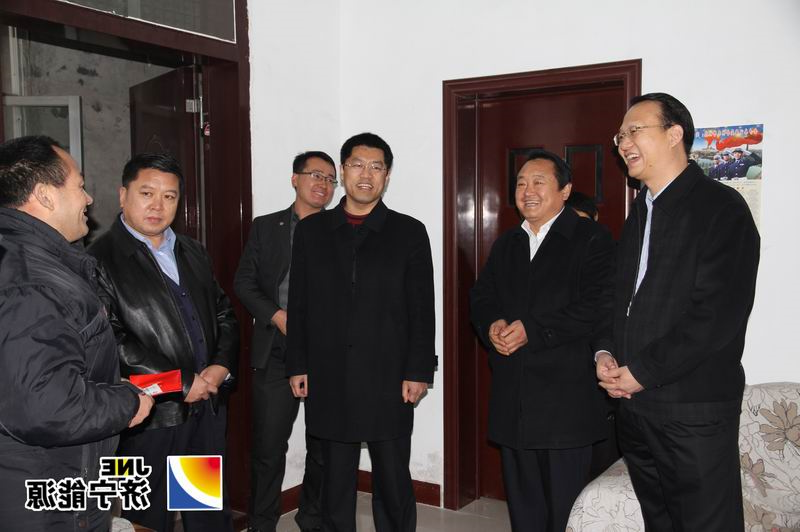 李合军走访慰问帮扶困难群众