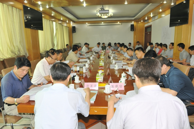 山东煤矿安全监察局安全与职业卫生评估组莅临运河煤矿现场评估