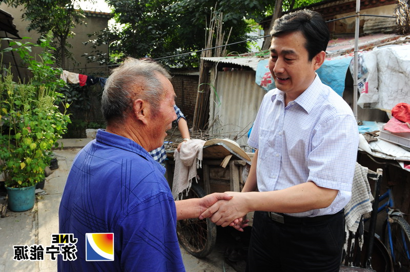 进村入户察民情&nbsp;&nbsp;访贫问苦送温暖