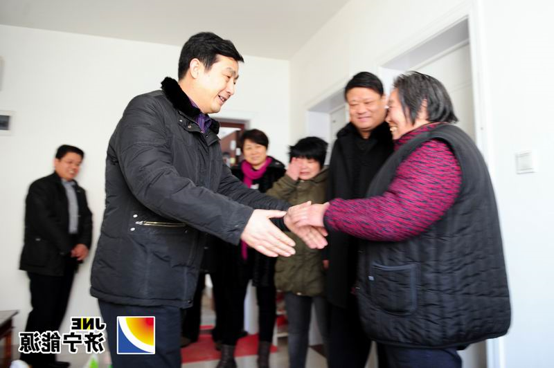 虢洪增到汶上县路林村困难户走访慰问