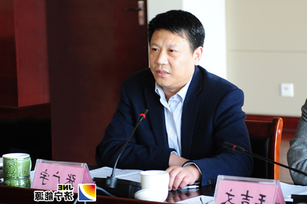 张广宇在济矿集团一季度生产经营调度会上强调：要攻坚克难，逆势扬帆，打好渡危求进的攻坚战持久战