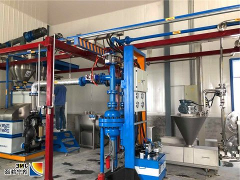 落陵矿用产品公司引进树脂锚固剂全自动生产线