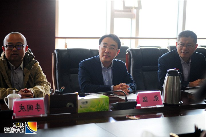 1541032574637300.jpg 2017-10-31济宁市国资委副主任张猛到集团督导检查工作1_副本.jpg