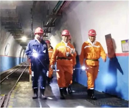 辛广龙到义桥煤矿开展安全检查